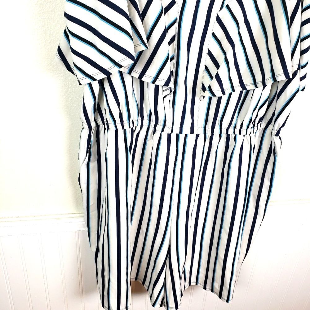 Women's NWT Lane Bryant Striped Short Romper Jumpsuit Size 26/28 - Picture 4 of 10